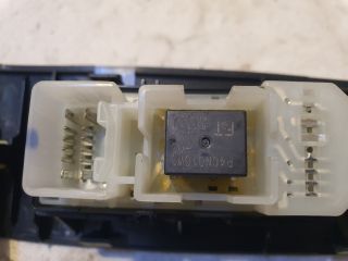 bontott LEXUS RX Jobb első Ablakemelő Kapcsoló