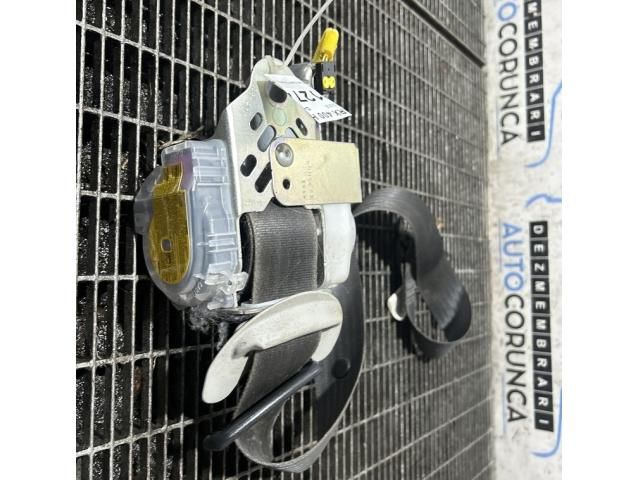 bontott LEXUS RX Jobb első Biztonsági Öv