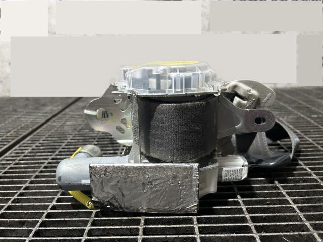 bontott LEXUS RX Jobb első Biztonsági Öv