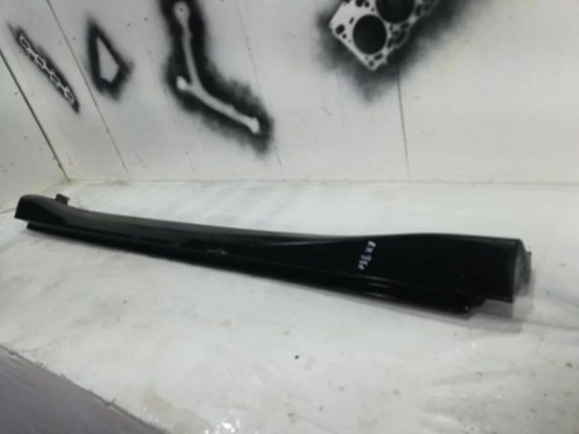 bontott LEXUS RX Jobb első Küszöb Díszléc