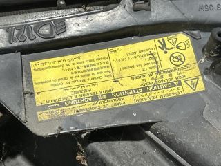 bontott LEXUS RX Jobb Fényszóró