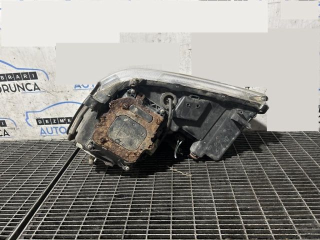 bontott LEXUS RX Jobb Fényszóró