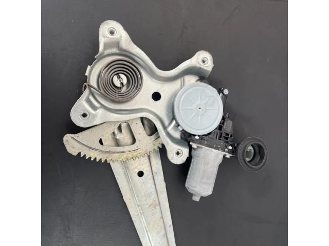 bontott LEXUS RX Jobb hátsó Ablakemelő Szerkezet (Elektromos)