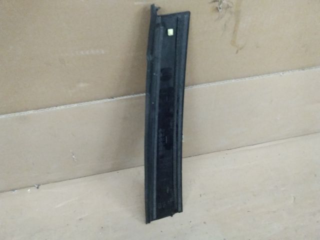 bontott LEXUS RX Jobb hátsó Ajtó Díszléc