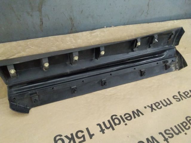 bontott LEXUS RX Jobb hátsó Ajtó Díszléc