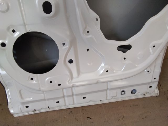 bontott LEXUS RX Jobb hátsó Ajtó (Üres lemez)