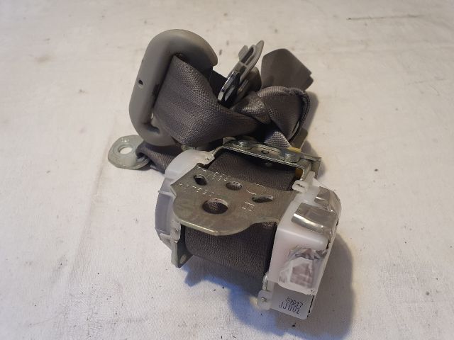 bontott LEXUS RX Jobb hátsó Biztonsági Öv