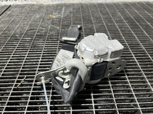 bontott LEXUS RX Jobb hátsó Biztonsági Öv