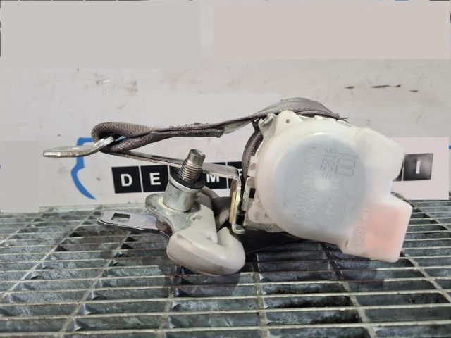 bontott LEXUS RX Jobb hátsó Biztonsági Öv