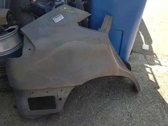 bontott LEXUS RX Jobb hátsó Sárvédő Felső