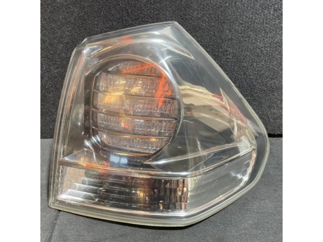 bontott LEXUS RX Jobb Külső Hátsó Lámpa