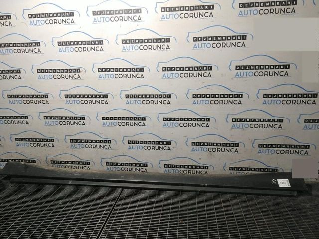 bontott LEXUS RX Jobb Küszöb