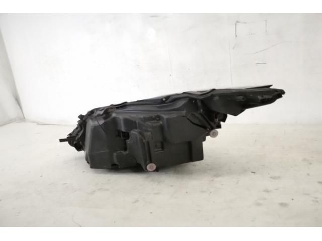 bontott LEXUS RX Jobb Ledes Fényszóró