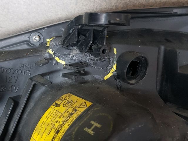 bontott LEXUS RX Jobb Xenon Fényszóró