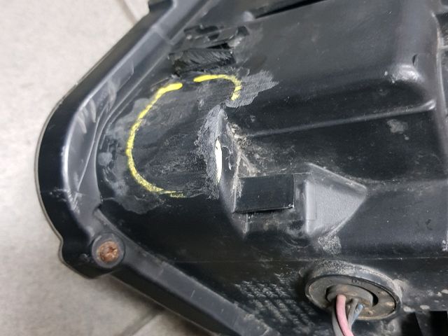 bontott LEXUS RX Jobb Xenon Fényszóró