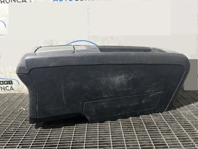 bontott LEXUS RX Könyöklő