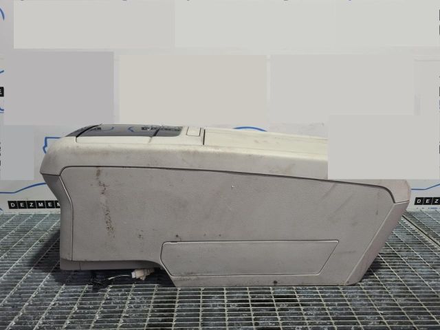 bontott LEXUS RX Könyöklő