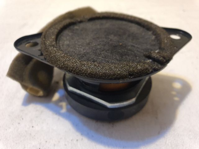 bontott LEXUS RX Középső Műszerfal Hangszóró