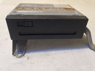 bontott LEXUS RX Navigációs Fejegység