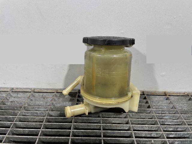 bontott LEXUS RX Szervóolaj Tartály