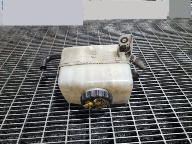 bontott LEXUS RX Szervóolaj Tartály