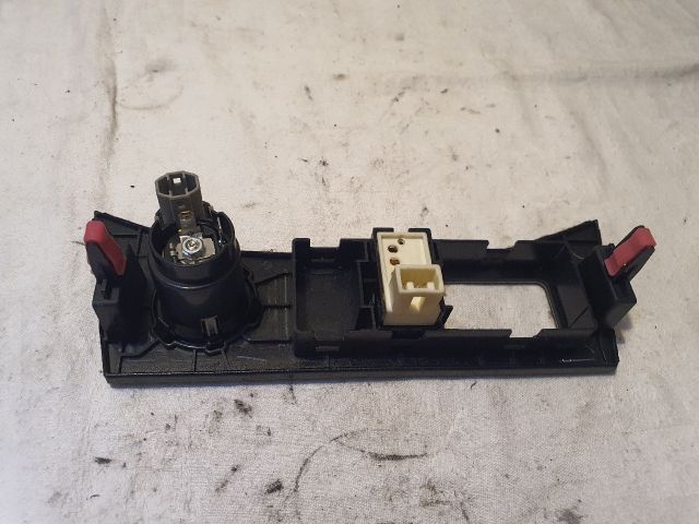 bontott LEXUS RX Szivargyújtó Aljzat