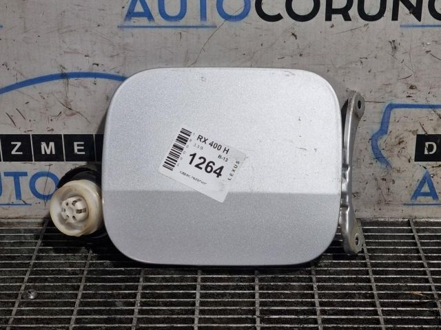 bontott LEXUS RX Tankajtó