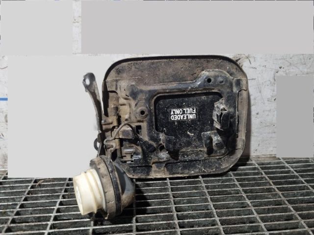 bontott LEXUS RX Tankajtó