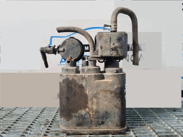 bontott LEXUS RX Üzemanyagszűrő Ház