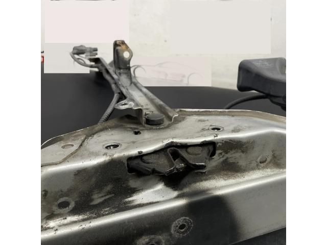 bontott LEXUS RX Vízhűtő Radiátor Tartó