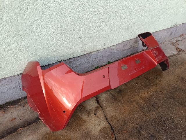 bontott LEXUS UX Hátsó Lökhárító (Részeivel)