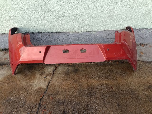 bontott LEXUS UX Hátsó Lökhárító (Részeivel)