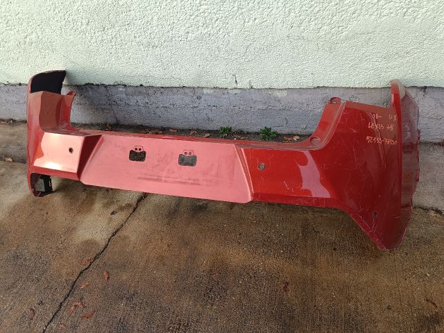 bontott LEXUS UX Hátsó Lökhárító (Üresen)