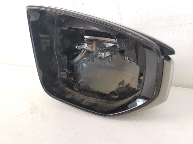 bontott LEXUS UX Jobb Visszapillantó Tükör Burkolat