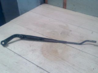 bontott MAHINDRA SCORPIO Jobb első Ablaktörlő Kar