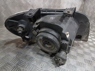 bontott MAHINDRA SCORPIO Jobb Fényszóró