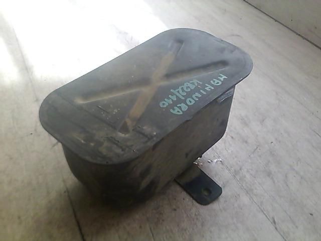 bontott MAHINDRA SCORPIO Vákum Tartály