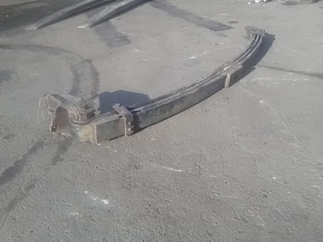 bontott MAN M Első Rugó