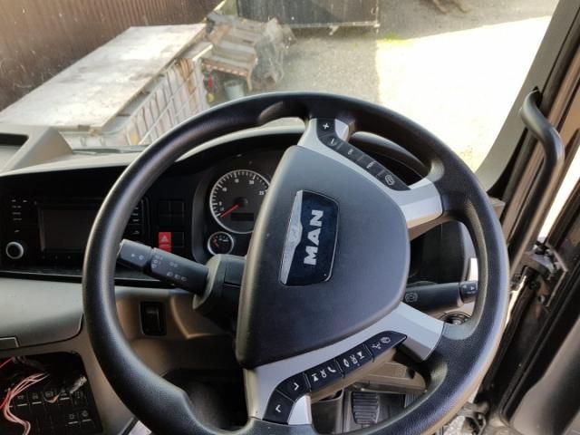 bontott MAN TGL Motor (Fűzött blokk hengerfejjel)