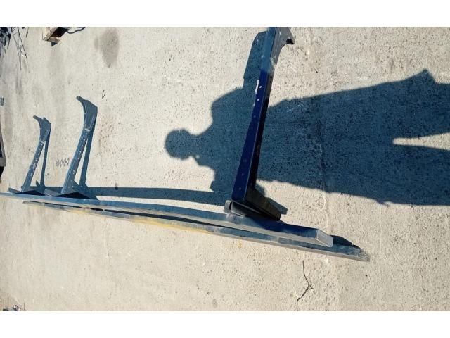 bontott MAN TGL Bal hátsó Lökhárító Merevítő (Fém)