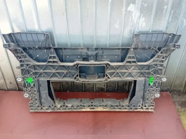 bontott MAN TGL Első Lökhárító (Üresen)