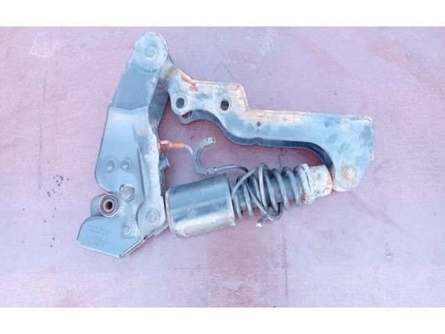 bontott MAN TGL Motorháztető Biztonsági Kampó