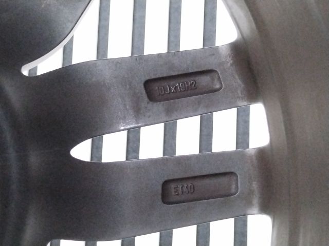 bontott MASERATI GHIBLI Alufelni (1 db)