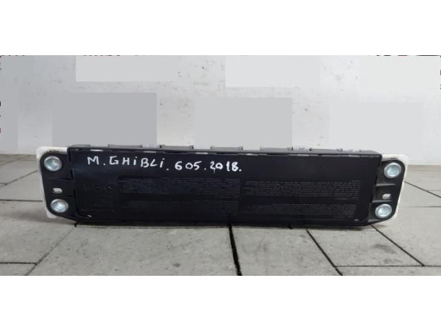 bontott MASERATI GHIBLI Bal Térdlégzsák