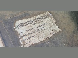 bontott MASERATI GHIBLI Első Lökhárító (Üresen)