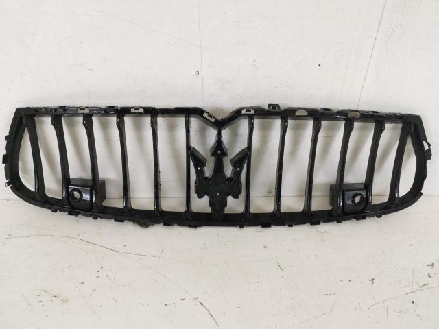 bontott MASERATI GHIBLI Hűtőrács