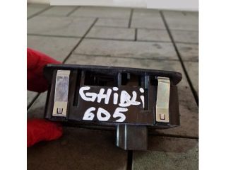 bontott MASERATI GHIBLI Jobb első Ablakemelő Kapcsoló