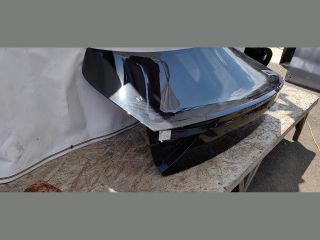 bontott MASERATI GRAN TURISMO Csomagtérajtó (Üres lemez)