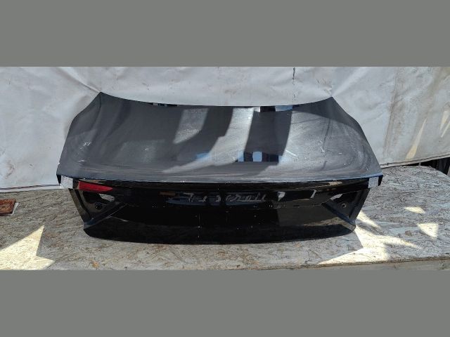 bontott MASERATI GRAN TURISMO Csomagtérajtó (Üres lemez)