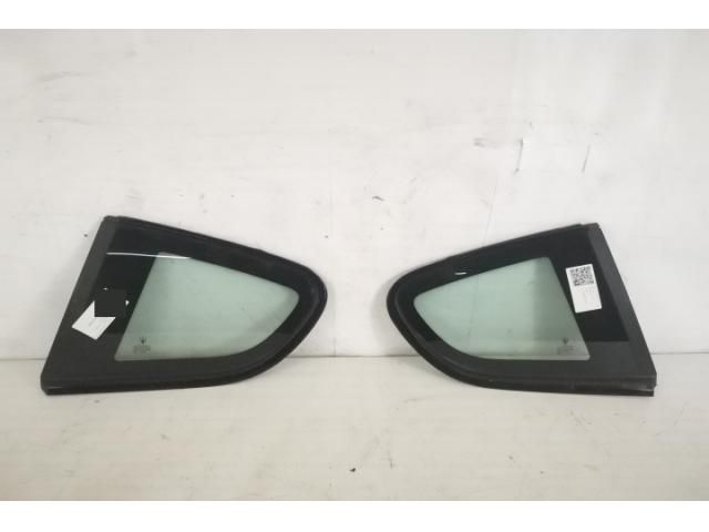 bontott MASERATI GRAN TURISMO Jobb hátsó Fixüveg (Ajtóban)